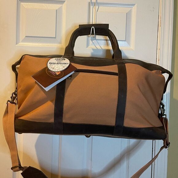 NWT Canyon outback CCRTD embossed logo brown leather and tan canvas duff… - Picture 6 of 11